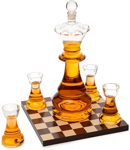 Chess Decanter – Cool chess gift for grown ups