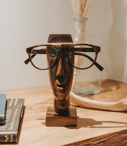 Eyeglass Stand – Gift ideas that start with E