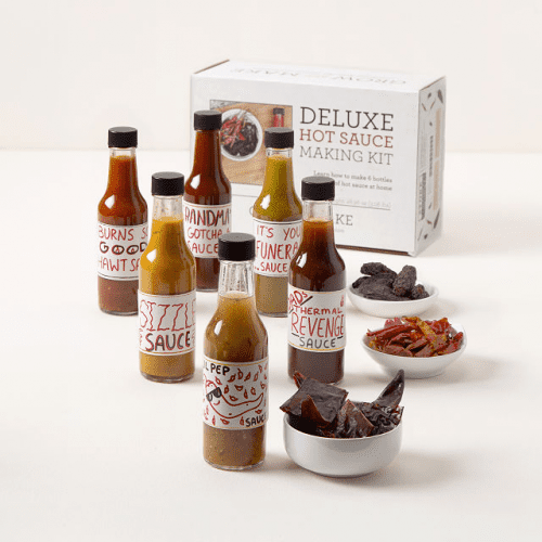Hot sauce Set – Gifts beginning with H for people who like spice