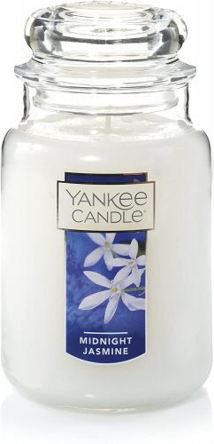 Jasmine Candle – A fragrant present that starts with J