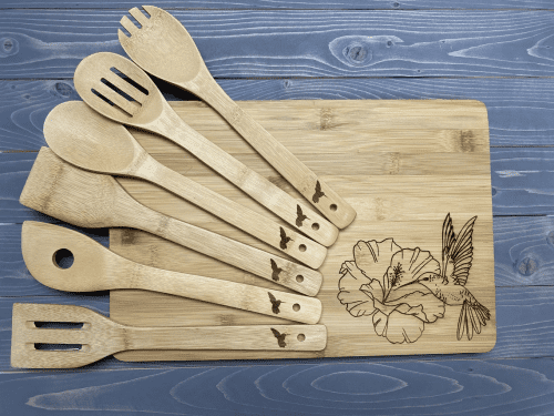Novelty Cutting Board – Hummingbird gift ideas for the kitchen