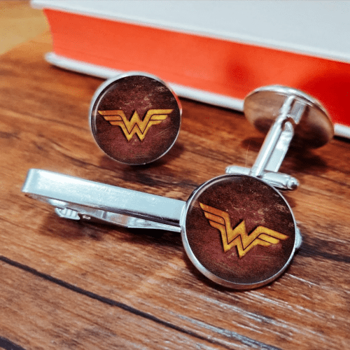 Wonder Woman Cufflinks – Wonder Women gifts for him