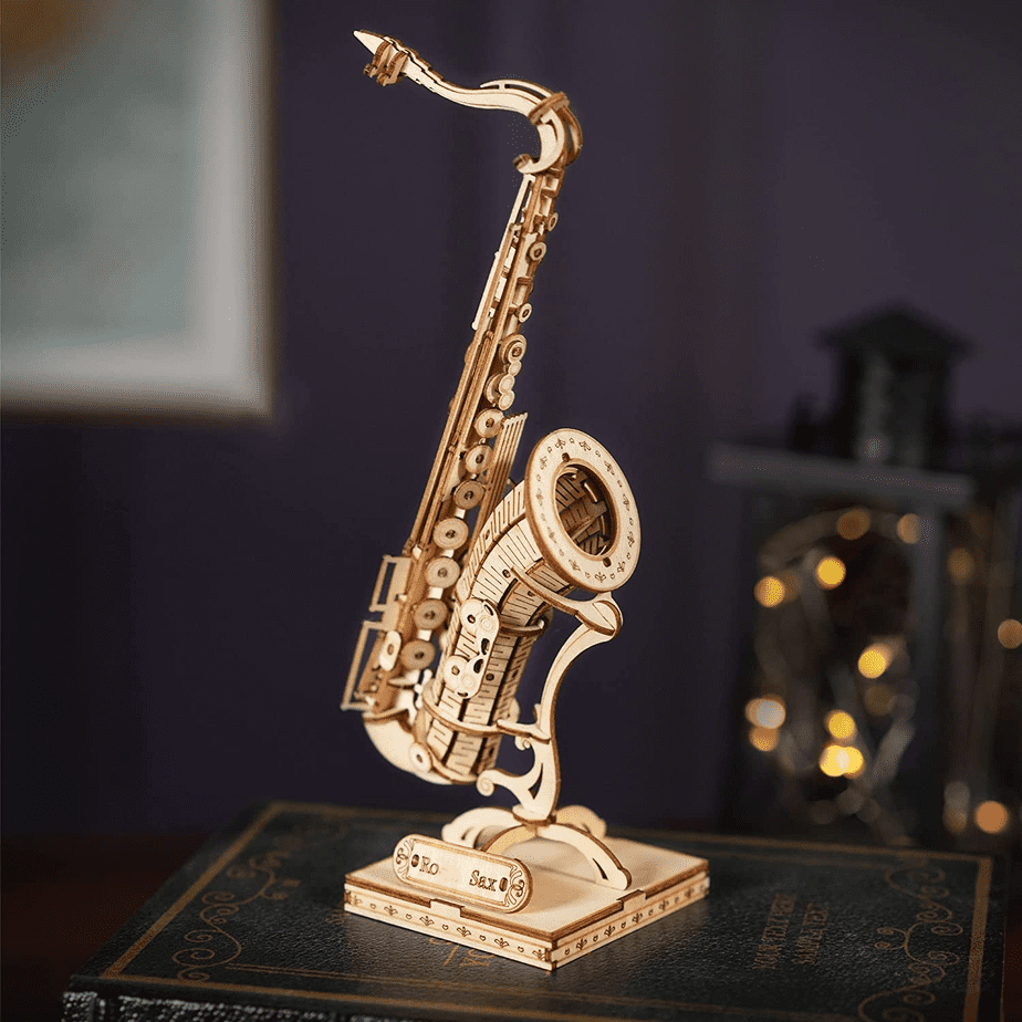 15 Good Gifts for Saxophone Players | HappyGiftee.com