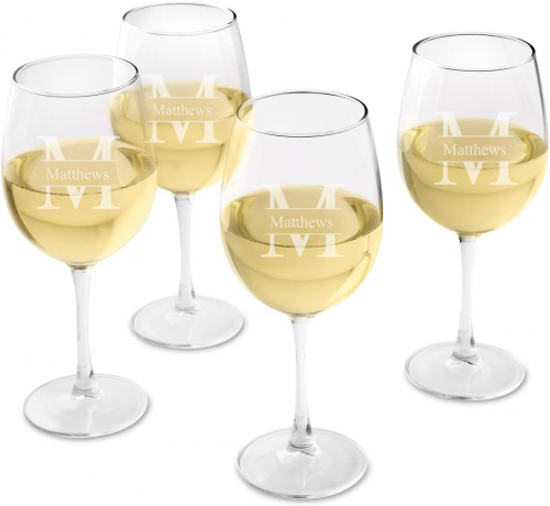 Engraved Wine Glass Set – Best personalized housewarming gifts