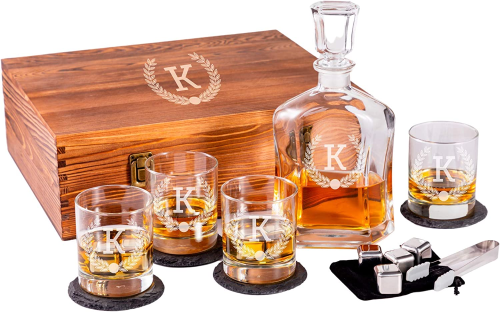 Decanter with Initial – Goodbye gifts for boss